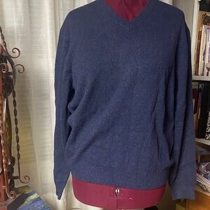 Club Room Men’s Black 100% Lambs Wool V-Neck Long Sleeve Pullover Sweater M